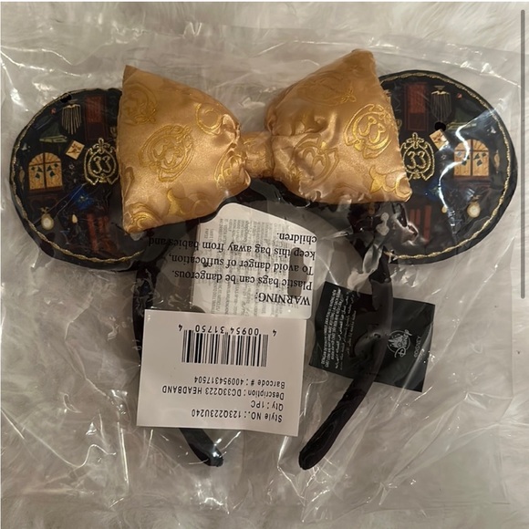 Club 33 Minnie Disney ears - Picture 2 of 3